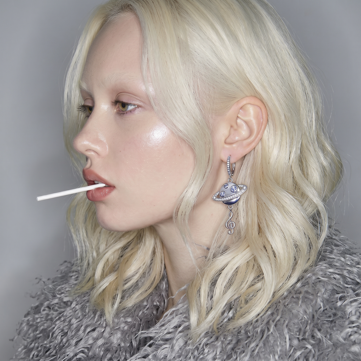 UAP // ATMOSPHERIC FRAGMENT EARRINGS