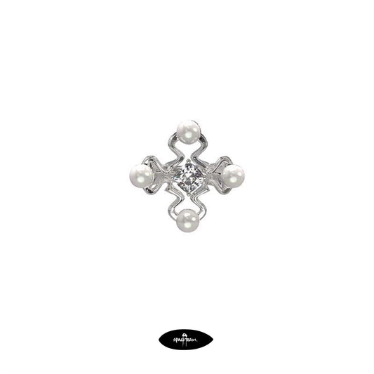 CRUCIFORM FLOWER RING